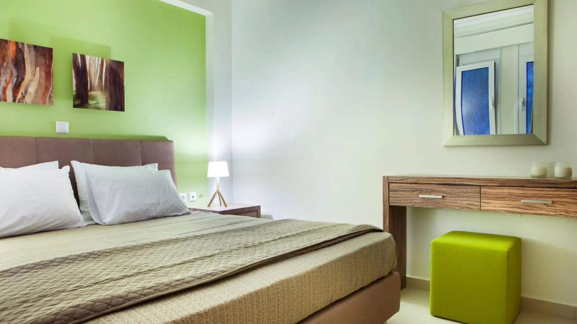 Meliti Waterfront Suites Karavomylos Greece