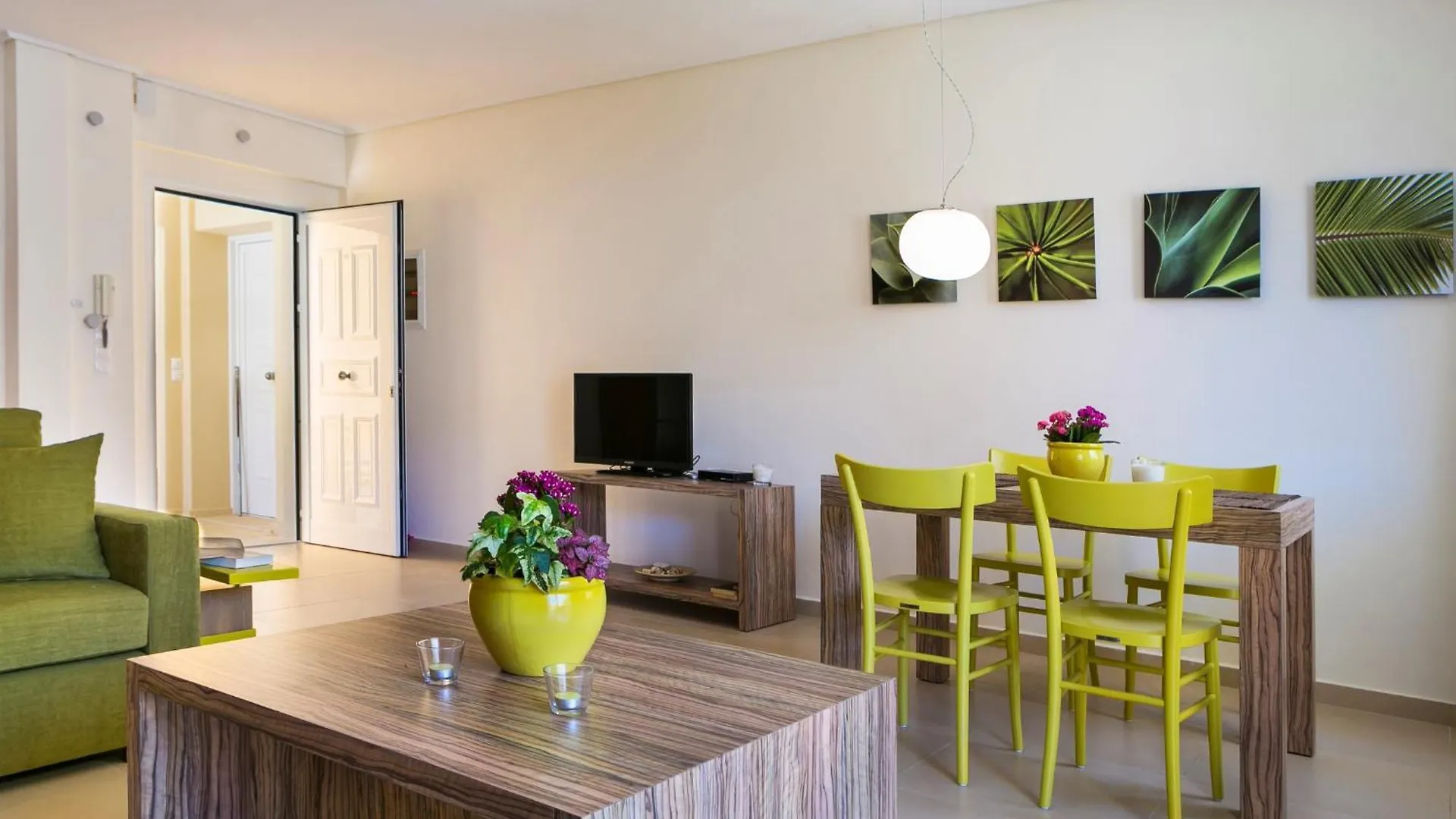 Aparthotel Meliti Waterfront Suites Karavomylos