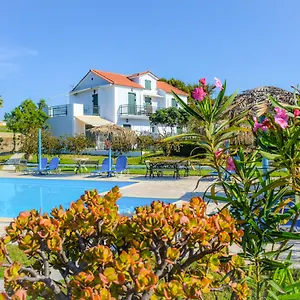 Appart hôtel Xi Village, Xi Beach